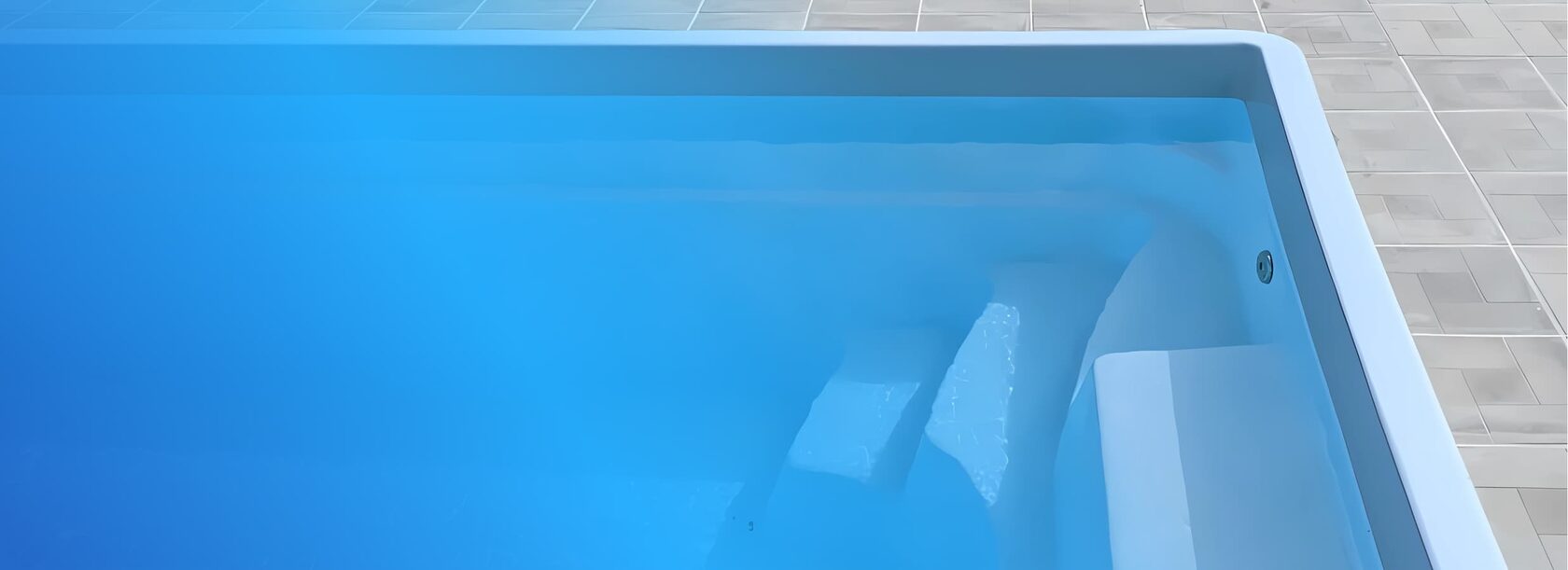 Бордюрный камень для бассейна — установка в Каменске-Шахтинском