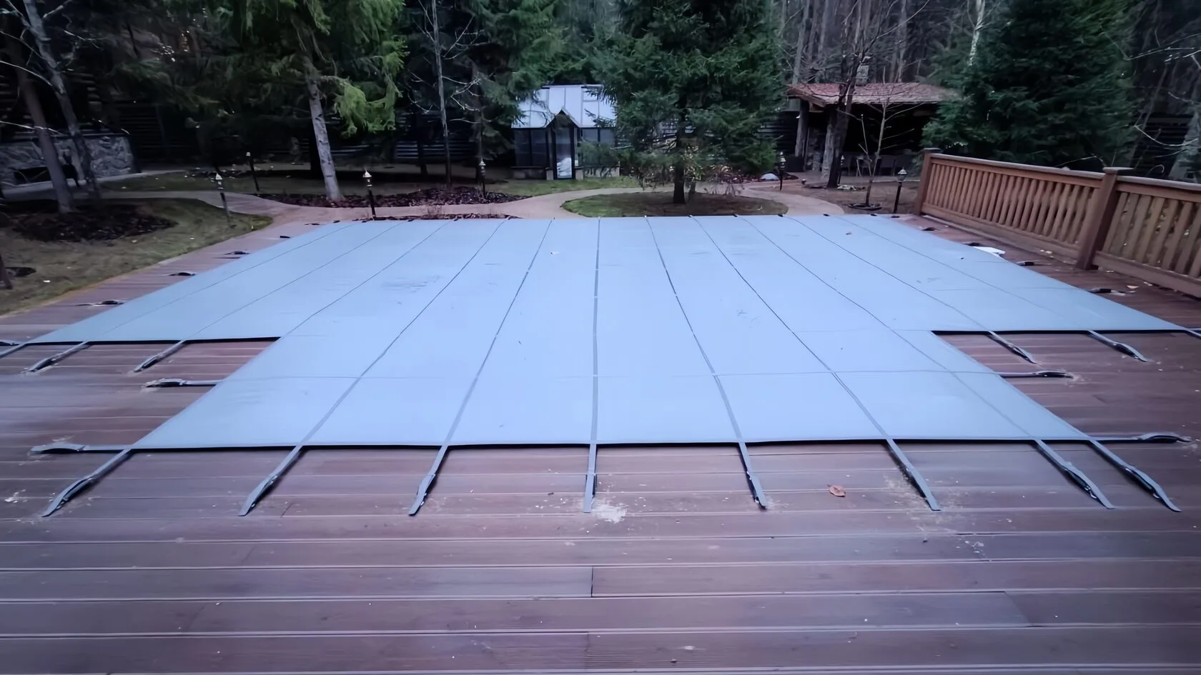 Покрывало для бассейна Laguna Cover Mesh в Каменске-Шахтинском