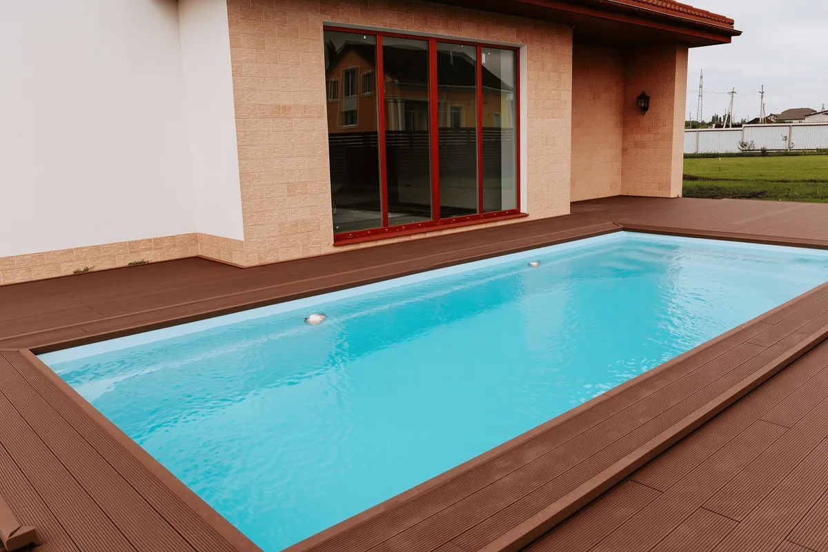 Композитный бассейн Laguna 8 — вид сверху в Каменске-Шахтинском